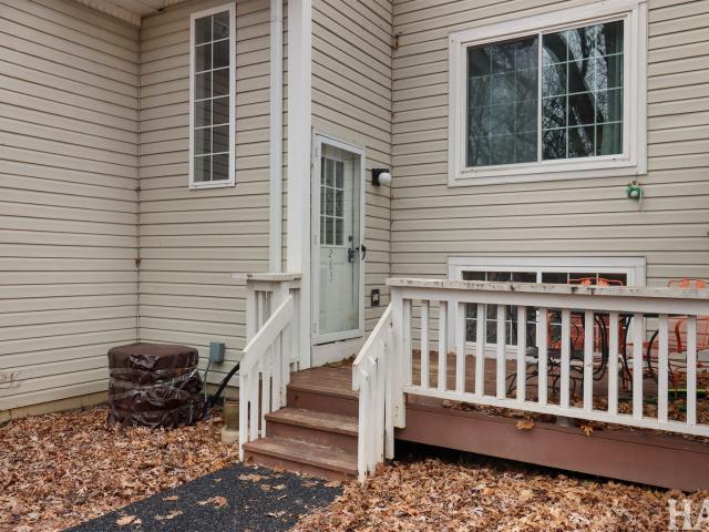 Townhouse for sale in Round Lake, Illinois