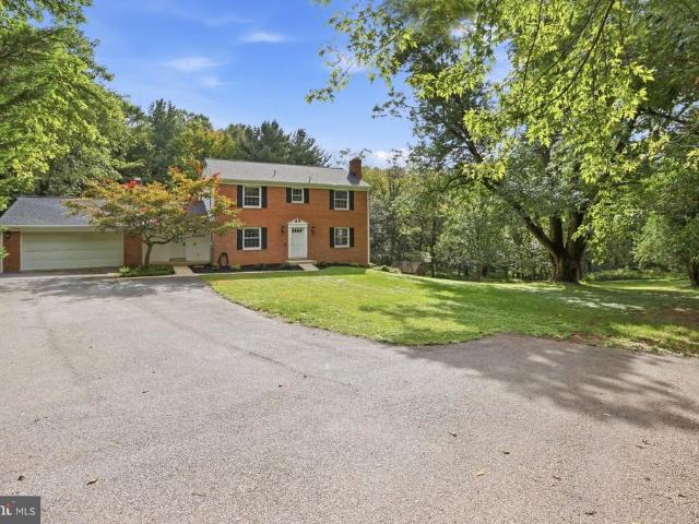 House for sale in Fox Ridge Estates, Damascus