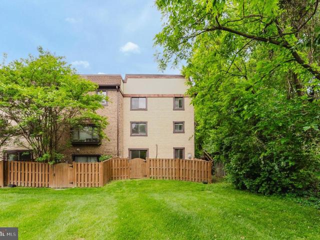 Condo for sale in Virginia