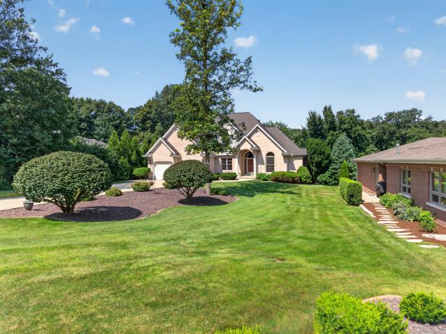 House for sale in Ottawa, Illinois