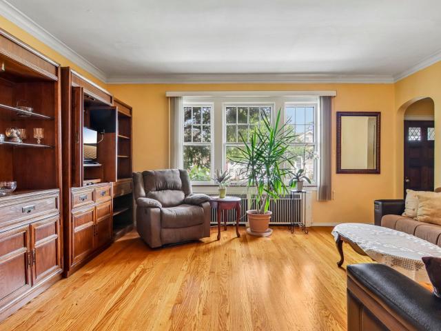 House for sale in Chicago Park, Illinois