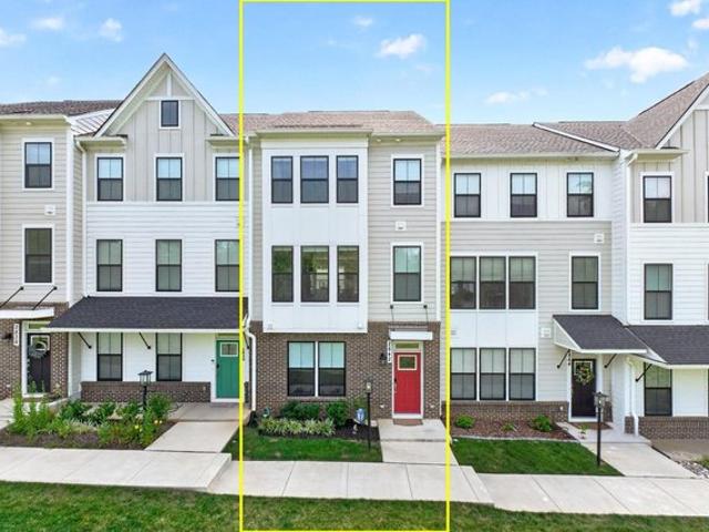Townhouse for sale in Virginia