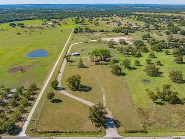 House for sale in Glen Rose, Somervell County