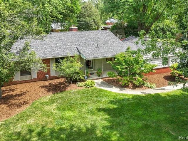 House for sale in Commerce Township, Michigan