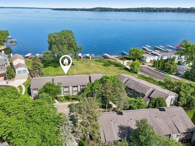 Condo for sale in Middleton, Wisconsin
