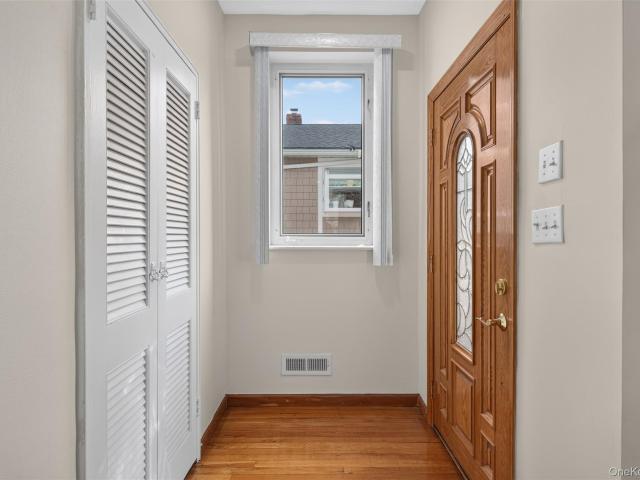 House for sale in Queens County, New York