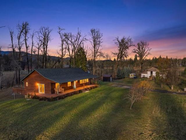 House for sale in Naples, Idaho