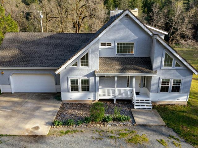 House for sale in Shasta, California