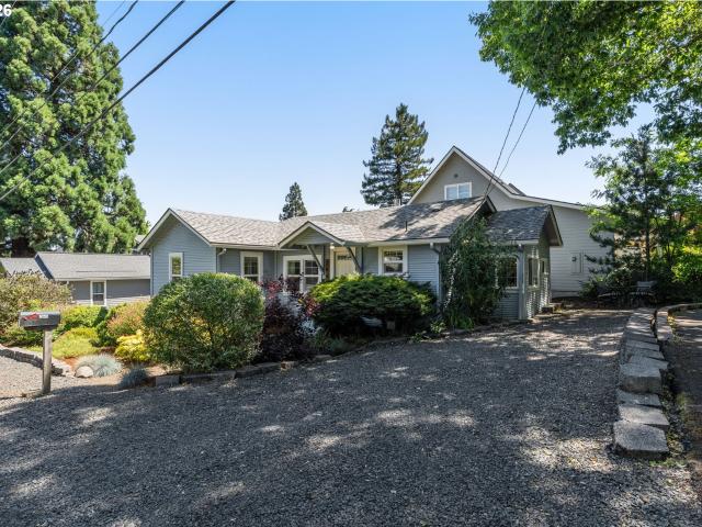 House for sale in Oregonia