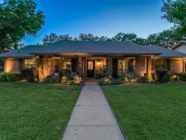 House for sale in Hurst, Texas