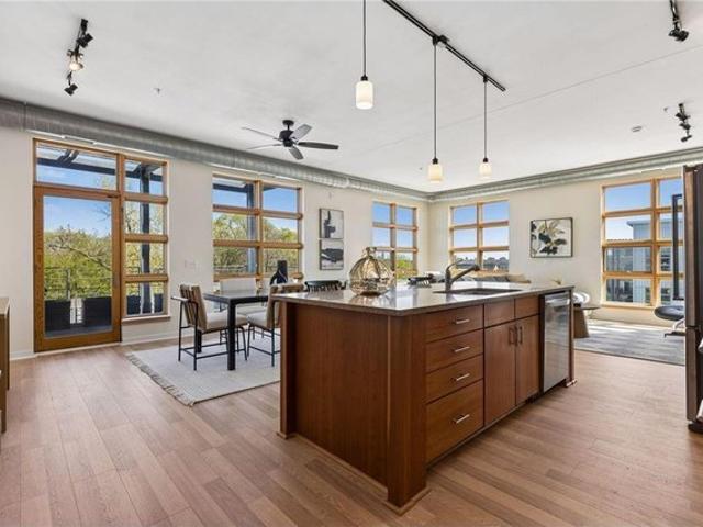 Condo for sale in Hennepin, Minnesota
