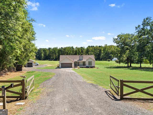 House for sale in Monroe, Walton County