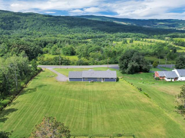 House for sale in Duanesburg, New York