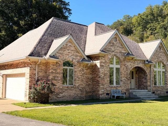 House for sale in Staffordsville, Johnson County