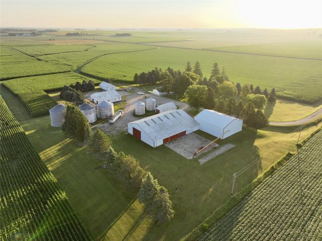 Land for sale in Aplington, Iowa