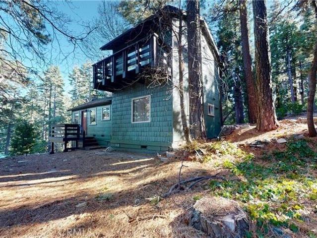 Townhouse for sale in Lake Arrowhead