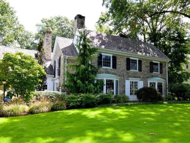 House for sale in Fernway, Shaker Heights