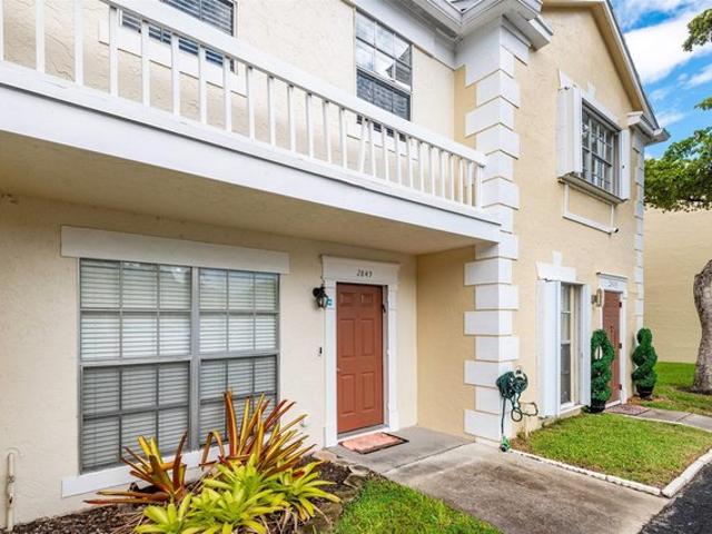 Townhouse for sale in Cooper City, Florida