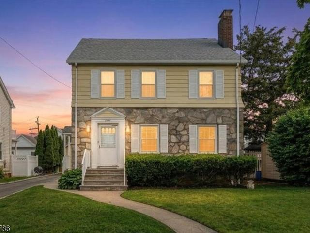 House for sale in Linden, New Jersey