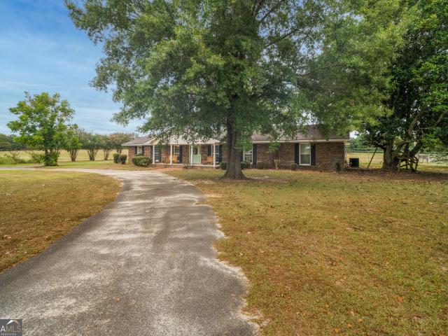 House for sale in Cary, Cochran