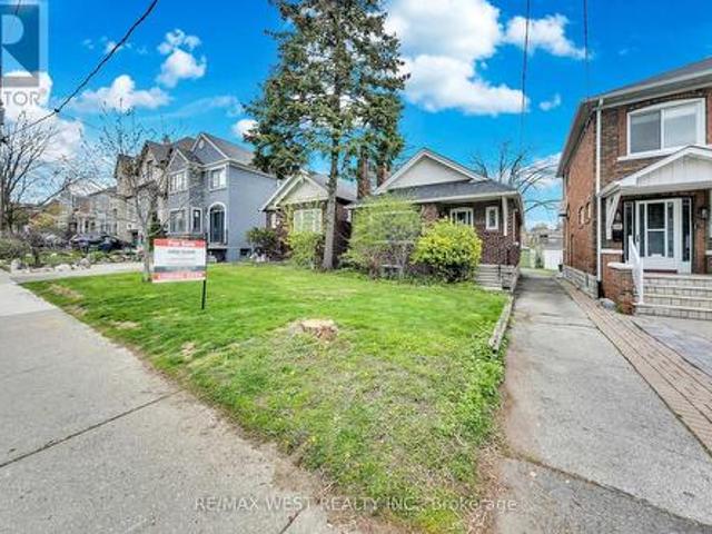 House for sale in Woburn, Ontario