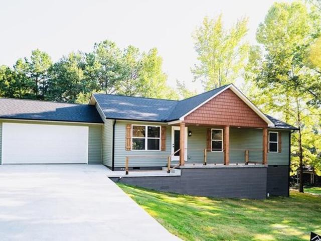 House for sale in Huntingdon, West Tennessee
