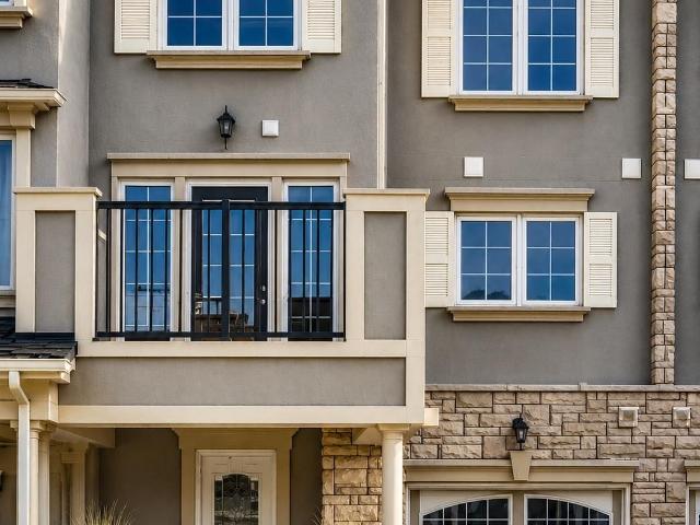Townhouse for sale in Woburn, Ontario