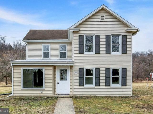 House for sale in Cumberland, Pennsylvania