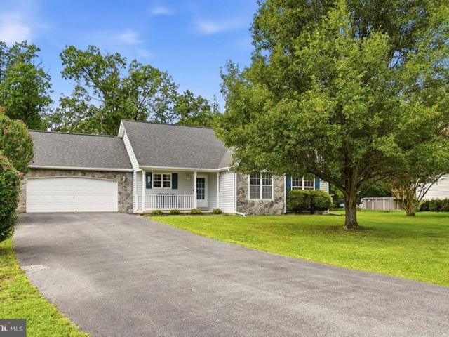 House for sale in Falling Waters, West Virginia