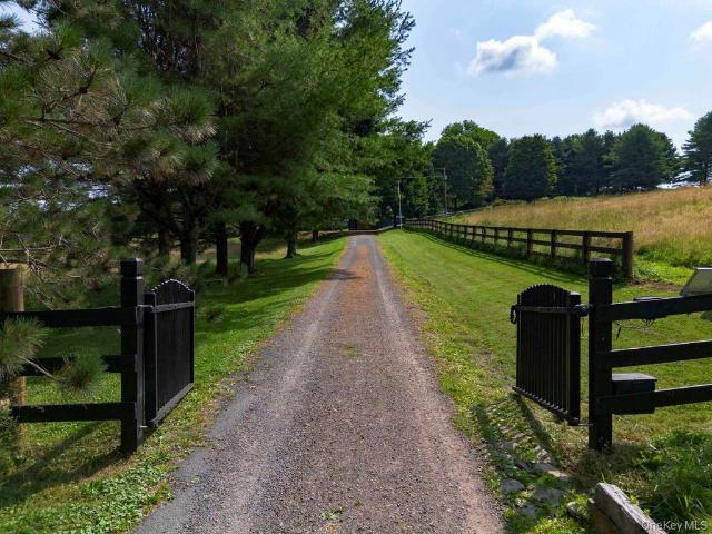 House for sale in Hamden, New York