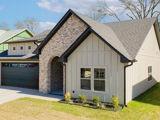 Property for sale in White Oak, Texas