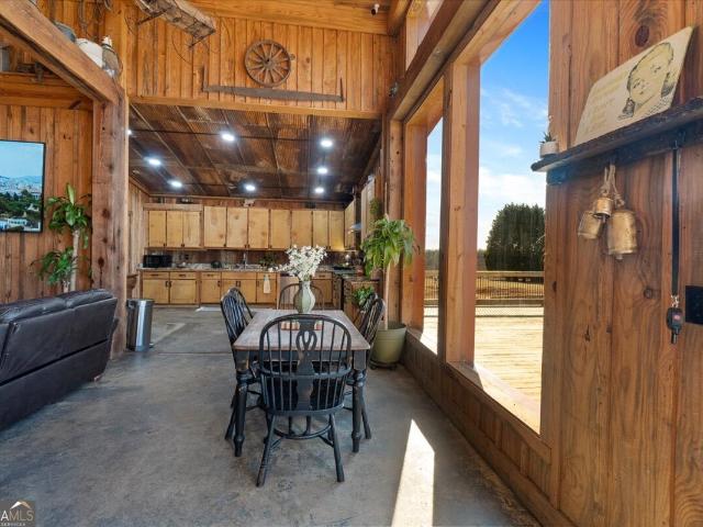 House for sale in Hull, Georgia