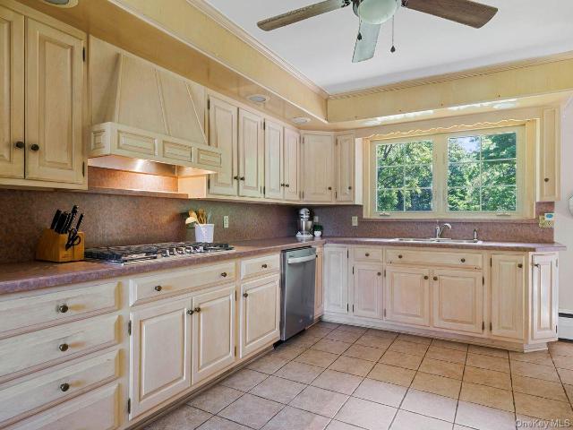House for sale in Modena, New York