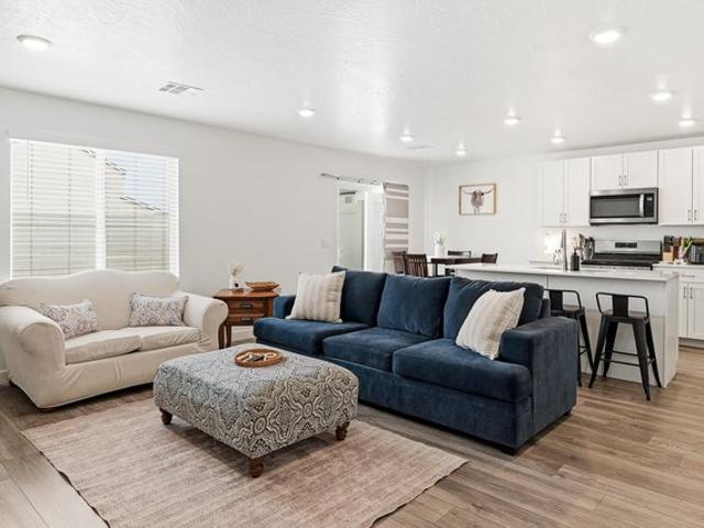 Townhouse for sale in Iron, Utah
