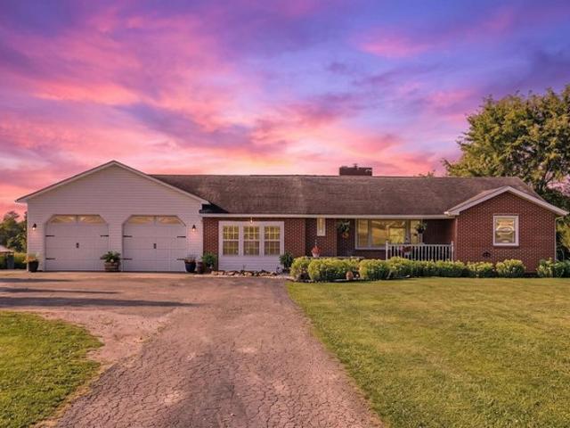 House for sale in Logan, Ohio