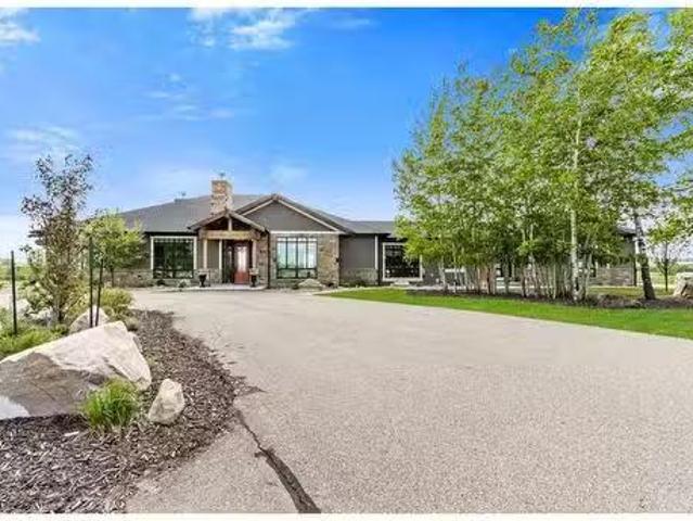 House for sale in Madden, Alberta