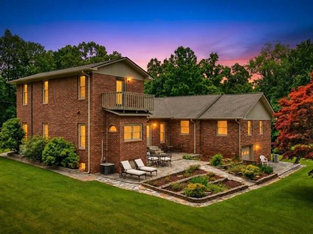House for sale in Blue Ridge, Fannin County