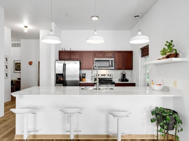 Condo for sale in Hennepin, Minnesota