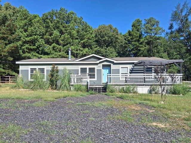 House for sale in Overton, Texas