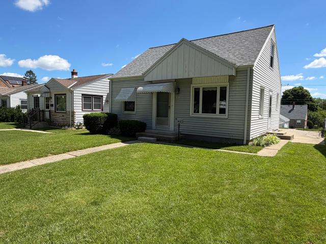 House for sale in Milwaukee, Wisconsin