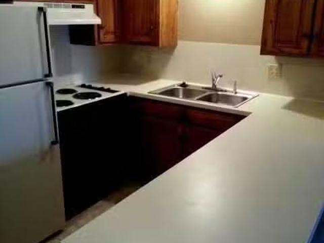 Condo for rent in Springfield