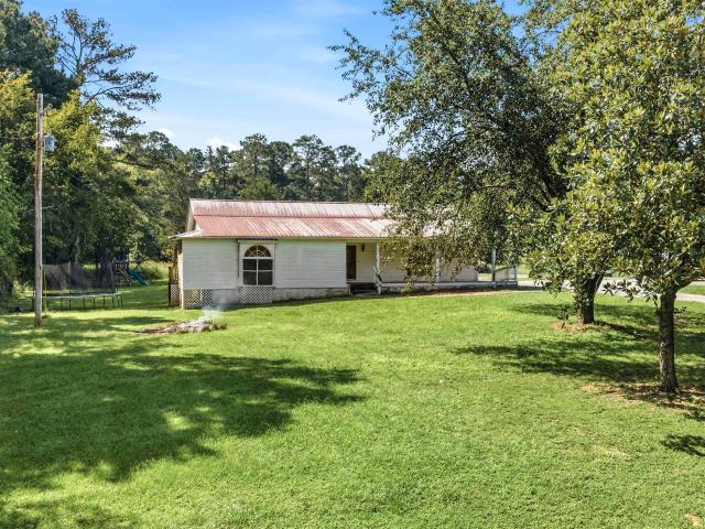 House for sale in Leesburg, Alabama