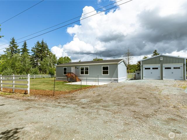 House for sale in Oak Harbor, Washington