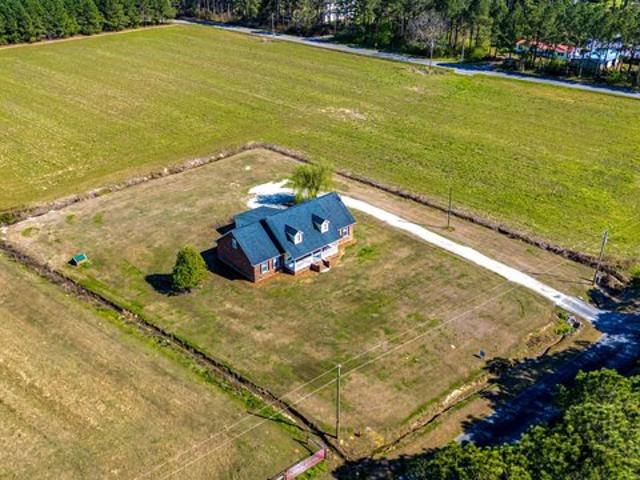 House for sale in Galivants Ferry, South Carolina