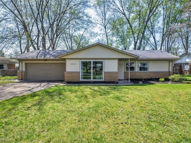 House for sale in North Olmsted, Ohio