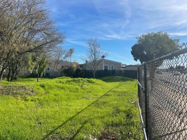 Land for sale in Hayward, California