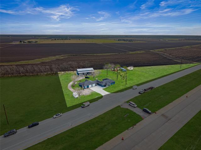 House for sale in Damon, Texas