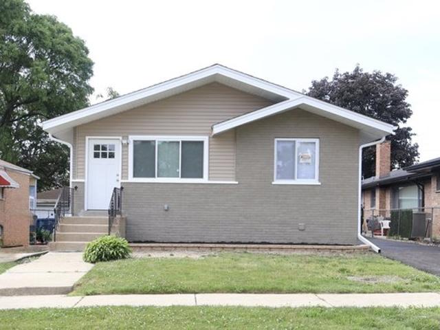 House for sale in Blue Island, Illinois