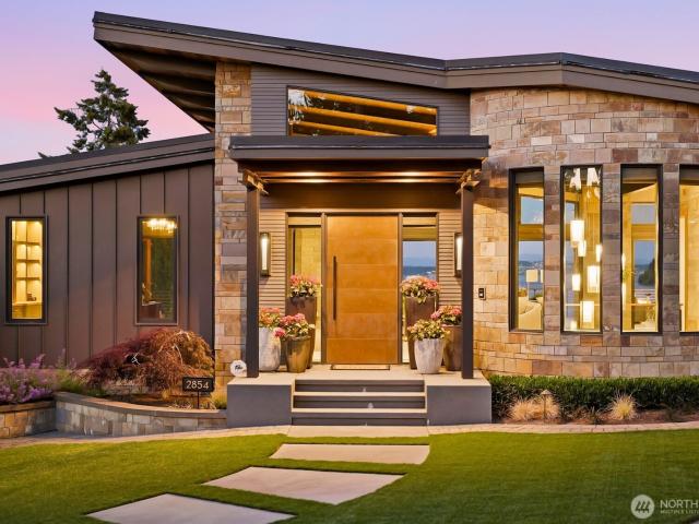 House for sale in Gig Harbor, Washington