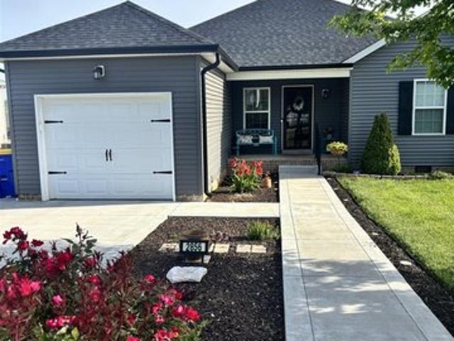 House for sale in Bowling Green, Kentucky